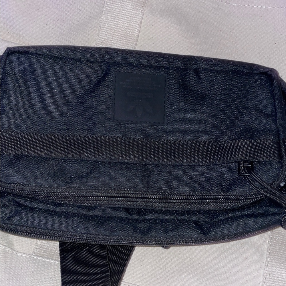 NWOT ADIDAS Sling Bag